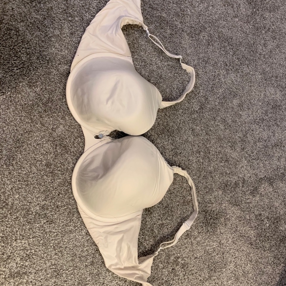 VS body by Victoria full coverage bra